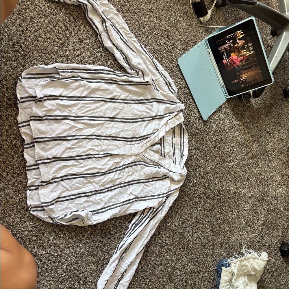 GAP White and Black Striped Button Down Shirt